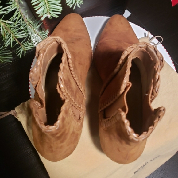MICHAEL KORS COLLECTION LEATHER & SUEDE BOOTIES | SIZE 36 |LIKE NEW - Picture 5 of 10